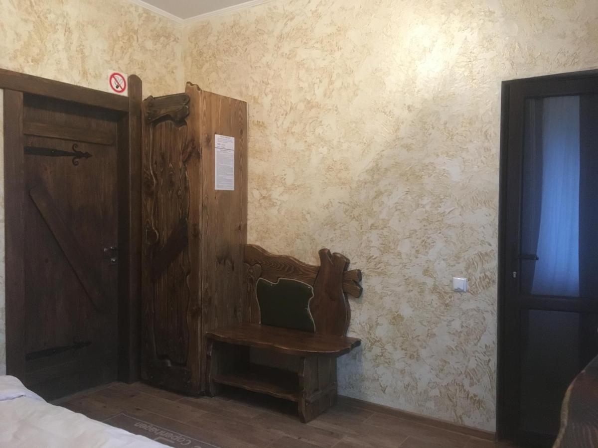 Mini-Hotel Neptun 리우네 외부 사진