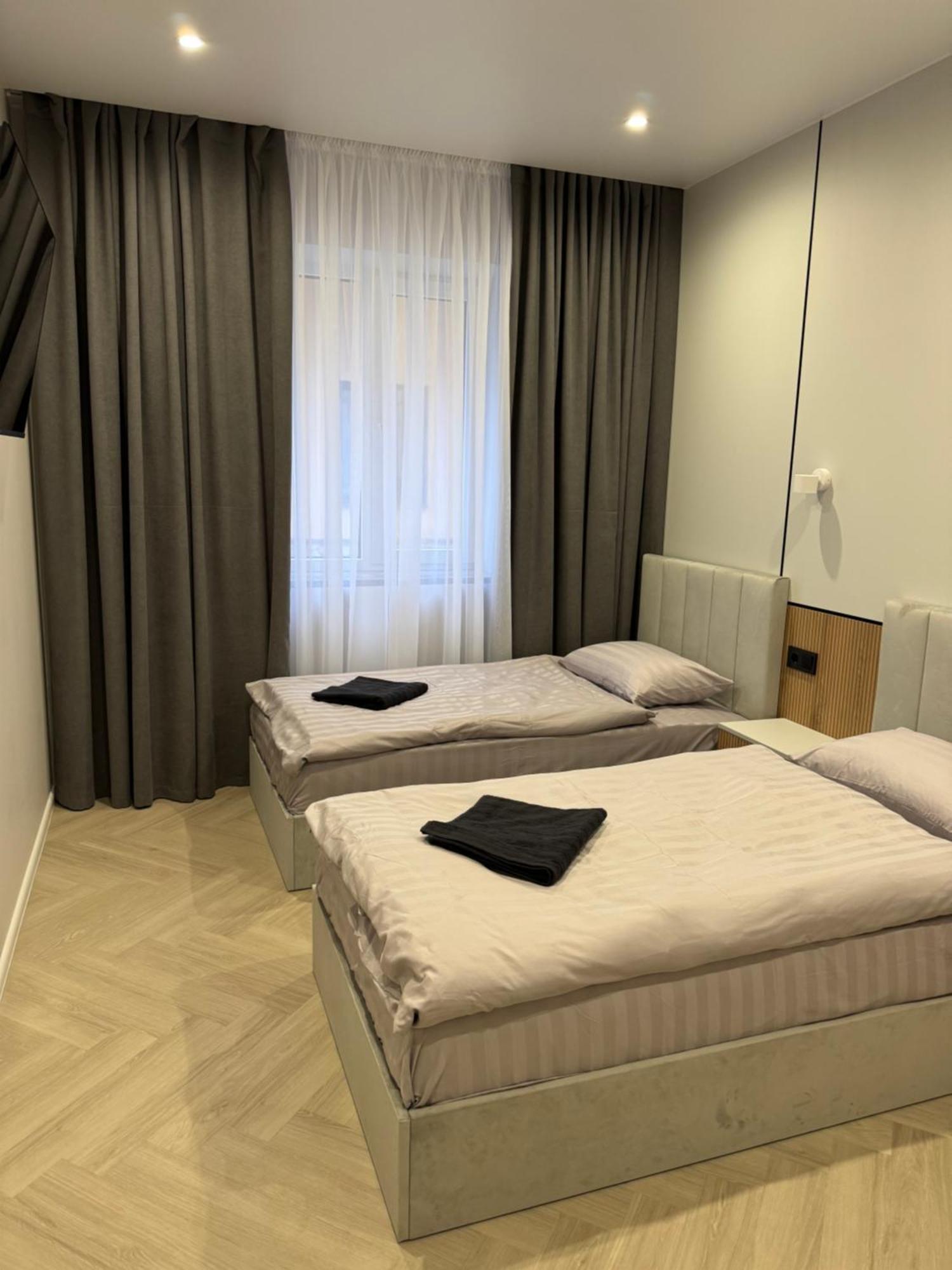 Mini-Hotel Neptun 리우네 외부 사진