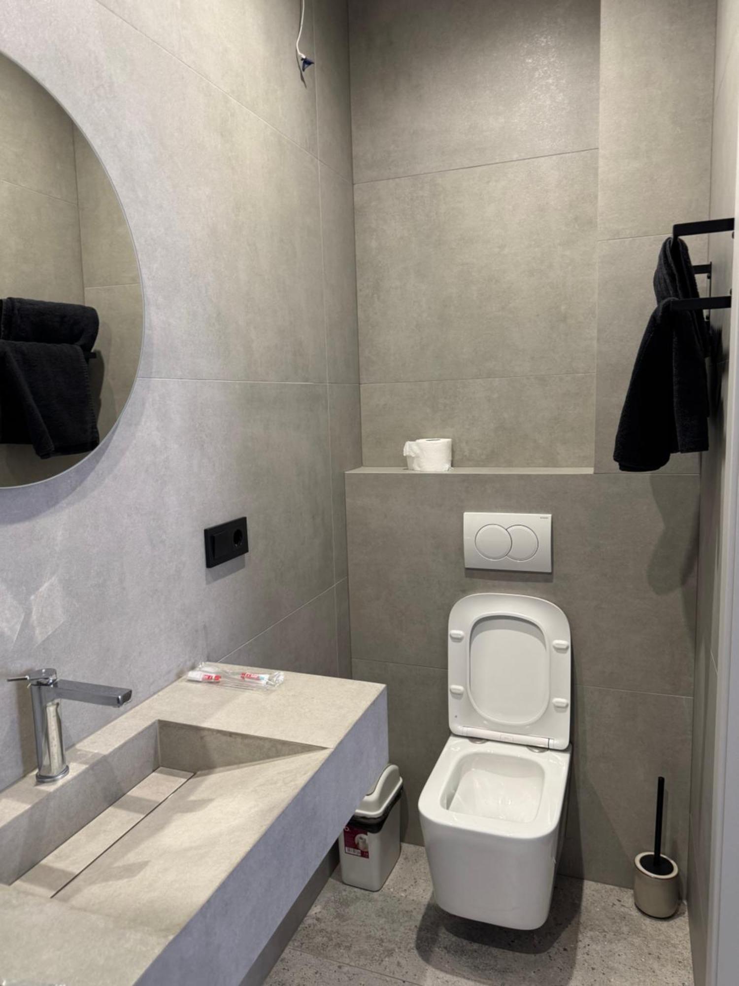 Mini-Hotel Neptun 리우네 외부 사진